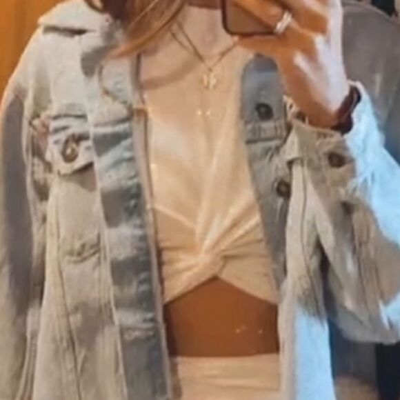 White twist crop top - Picture 2 of 3